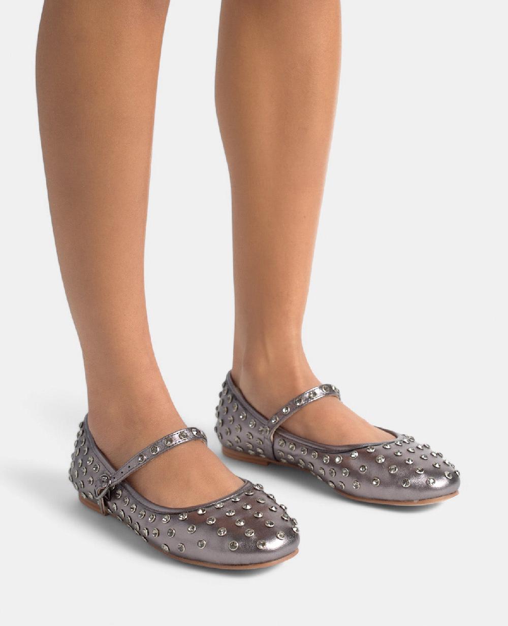 Alma en pena BAILARINA TACHAS En oferta