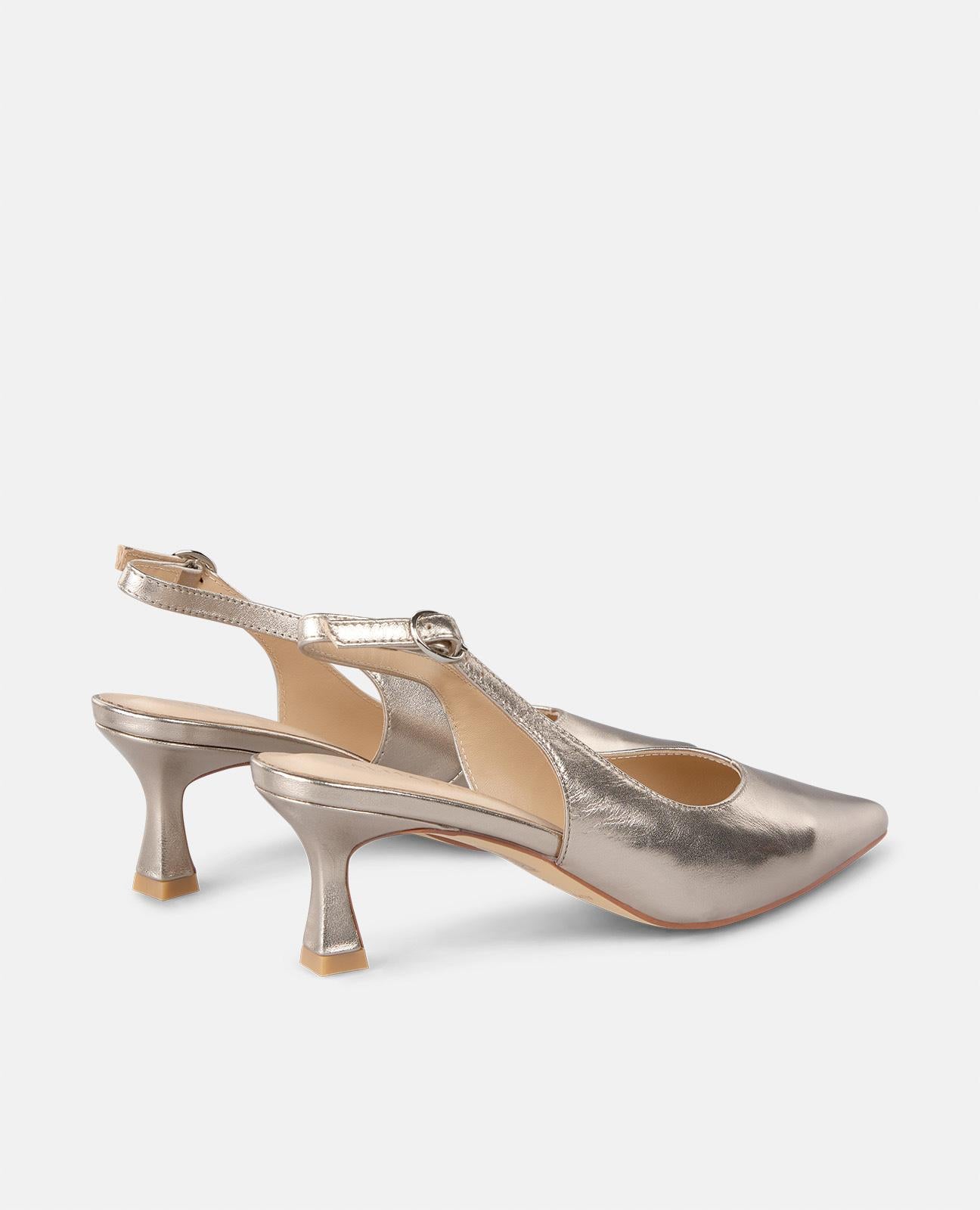 Alma en pena ZAPATO TACÓN KITTEN DESTALONADO En oferta