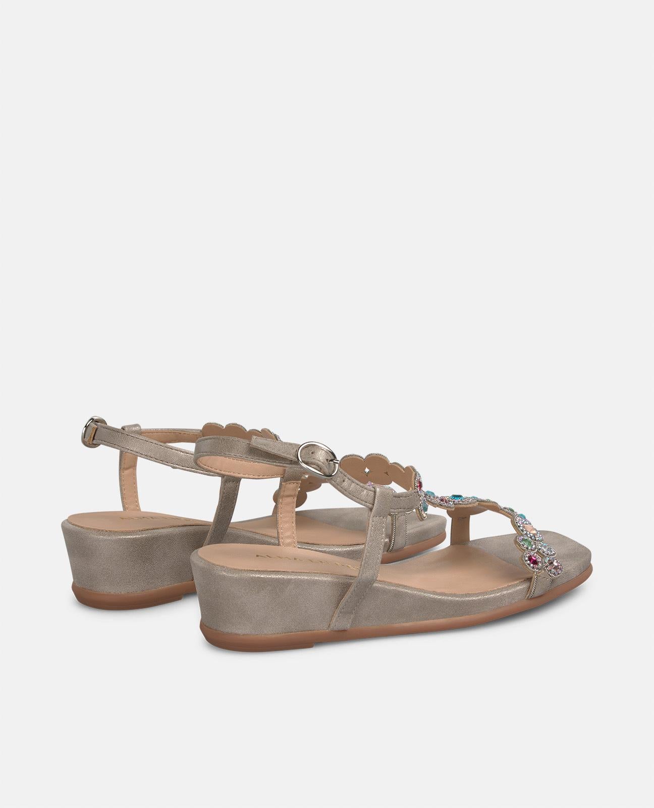 Alma en pena SANDALIA CON TACÓN DETALLES Mejor oferta