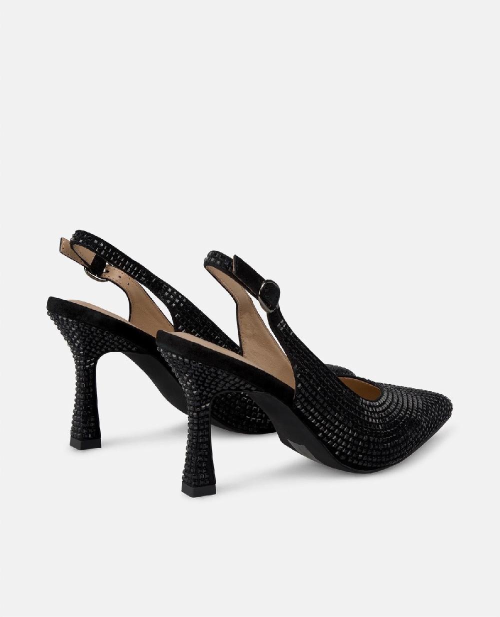 Alma en pena ZAPATO CUBIERTO CON PEDRERÍA Solo queda un día