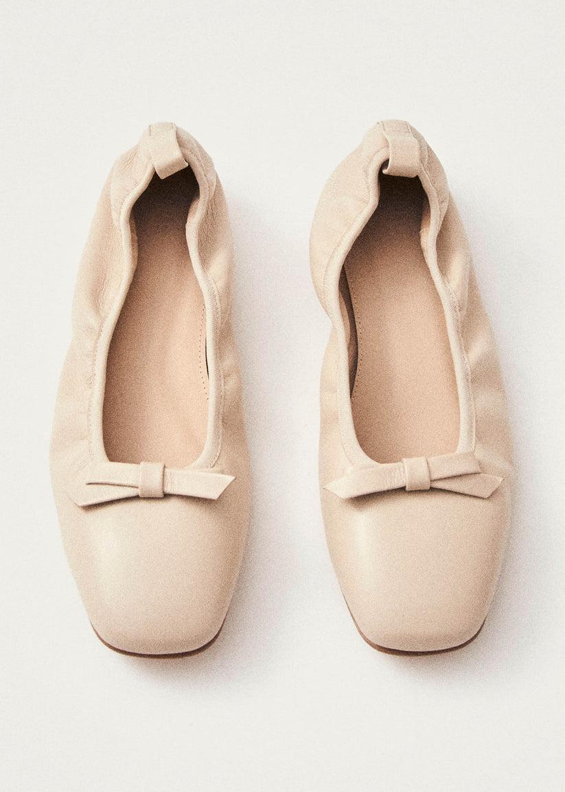 Alohas Freya Bailarinas de Piel Color Crema Rebajas