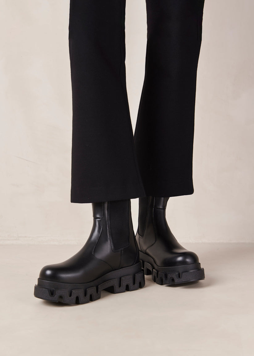 Alohas Anastasia Black Leather Ankle Boots