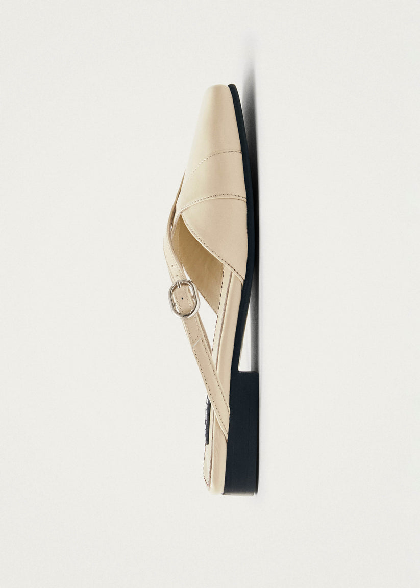 Alohas Adria Onix Mules de Cuero Color Crema Libre de impuestos