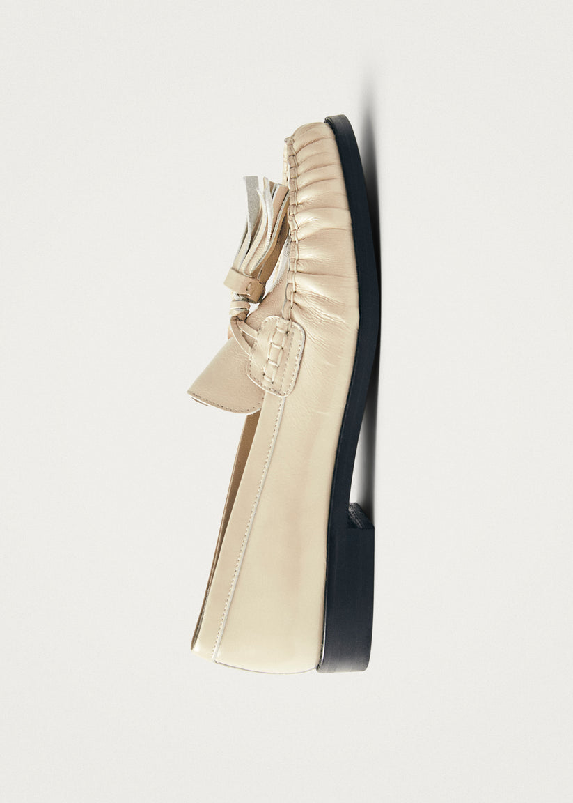 Alohas Marietta Onix Mocasines de Cuero Color Crema Tienda