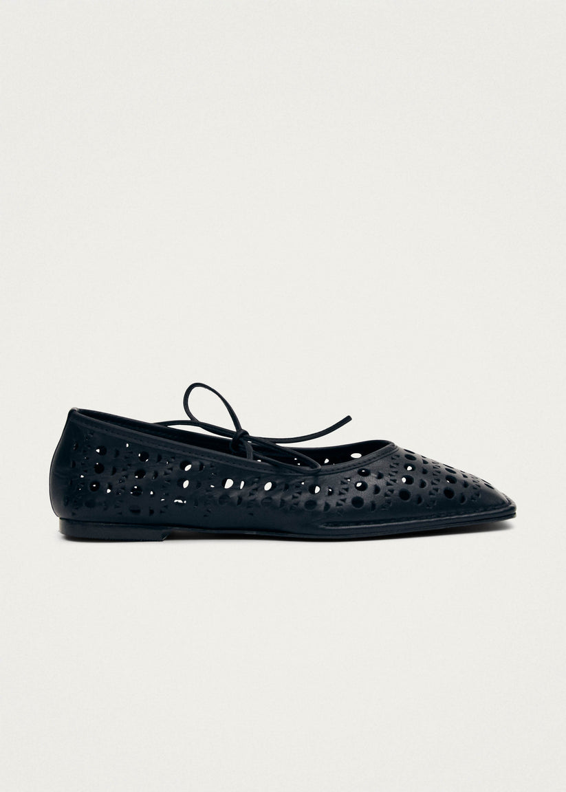 Alohas Sway Slit Bailarinas de Cuero Negro