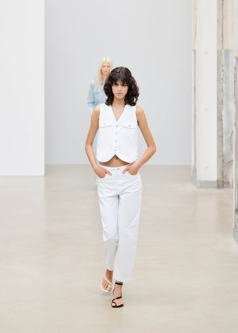Alohas Lorenza Pantalones de Mezclilla Blancos Promoción por tiempo limitado