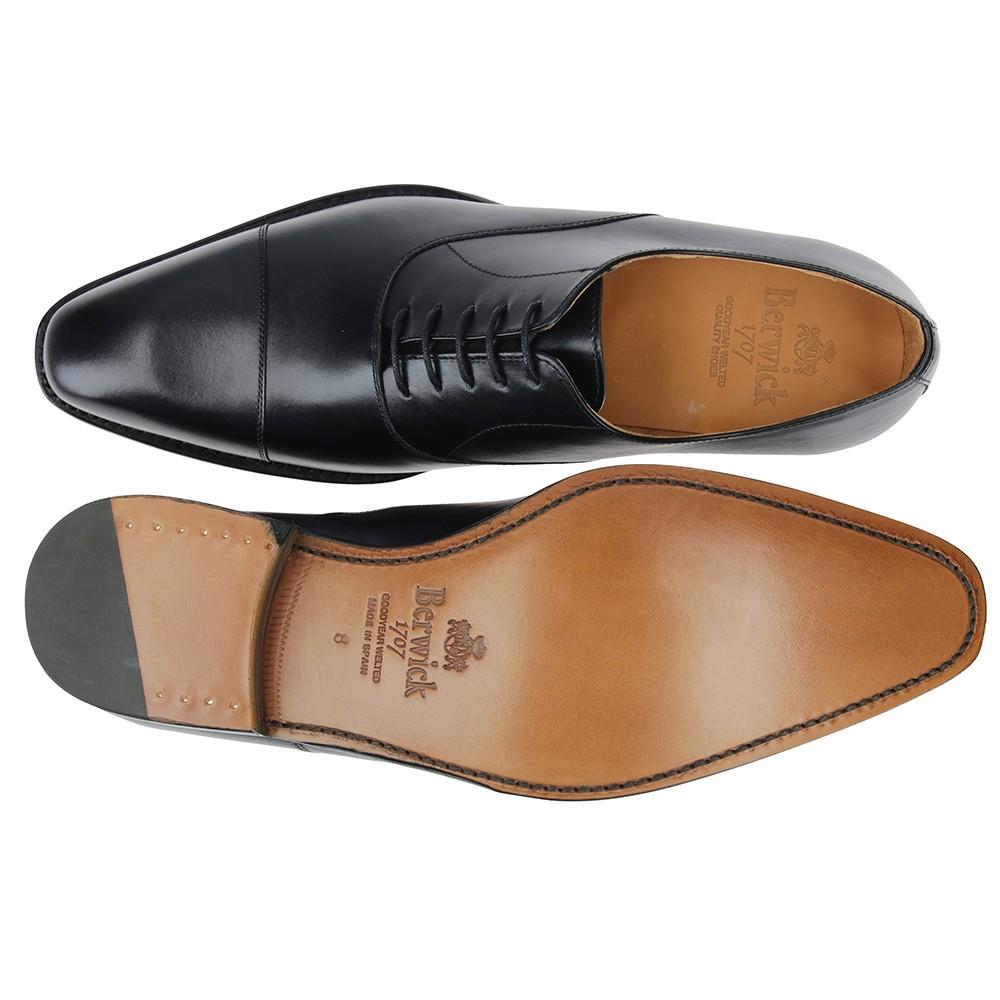 Berwick 1707 2428-K1 BOX CALF NEGRO Ofertas especiales