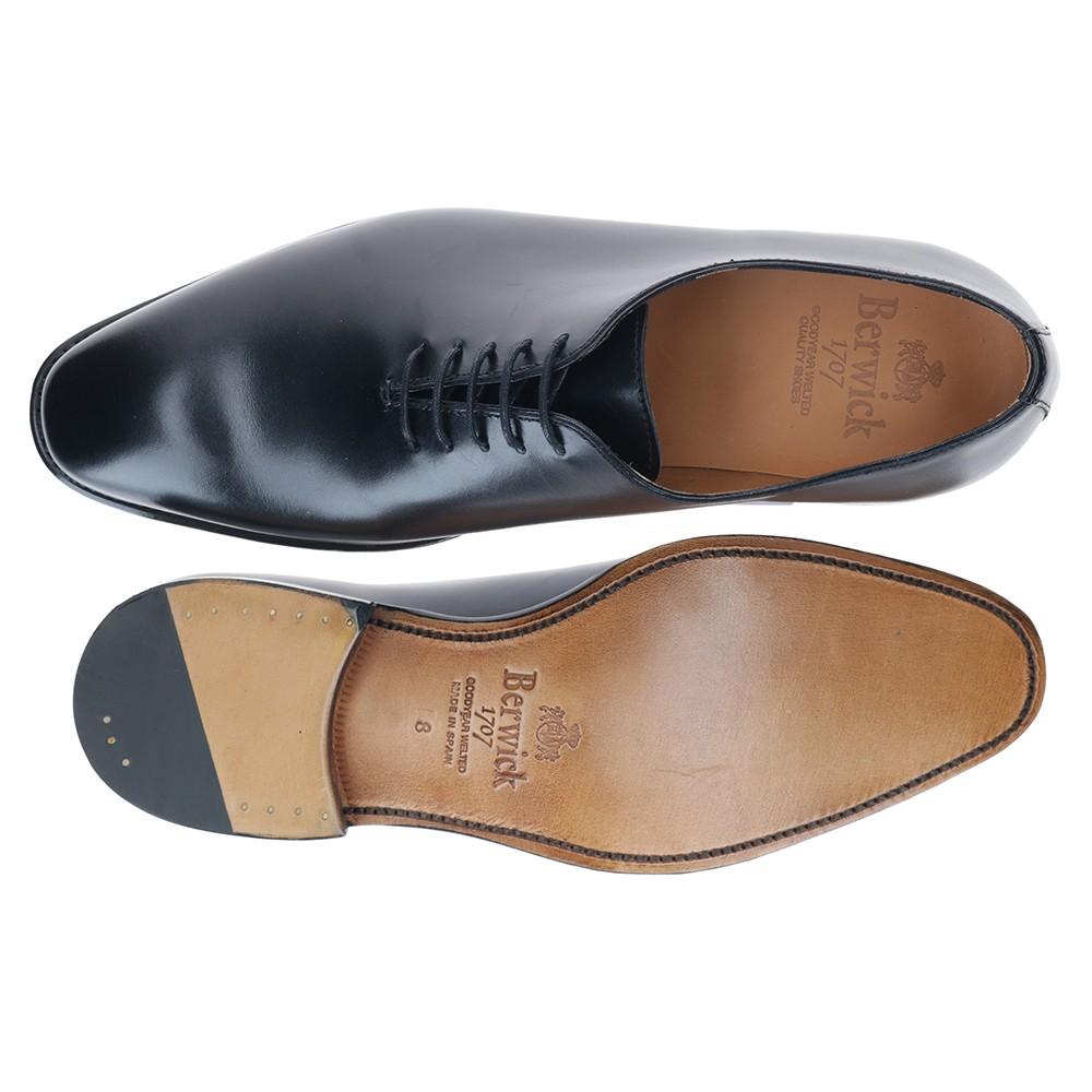 Berwick 1707 5216-K1 BOX CALF NEGRO Ofertas especiales