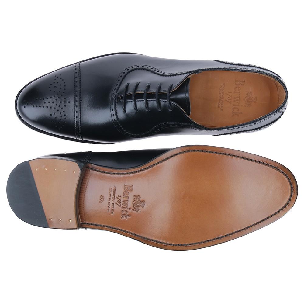 Berwick 1707 2509-K1 BOX CALF NEGRO En oferta