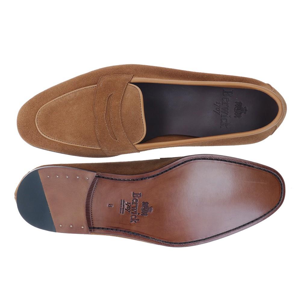 Berwick 1707 5541-T02 JANUS CALF SNUFF - sin forro Oferta exclusiva