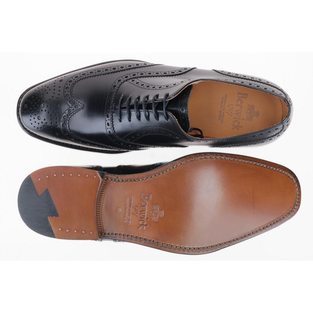 Berwick 1707 5451-T04 BOX CALF NEGRO Ofertas de temporada