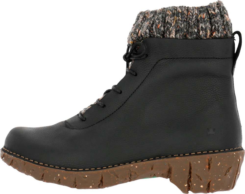 El naturalista NG61 SOFT GRAIN BLACK / YGGDRASIL