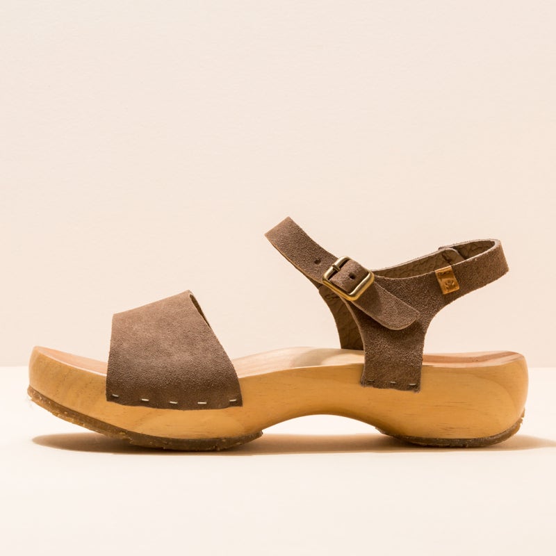 El naturalista N5831 SKIN BACK LAND / SHOKUNIN
