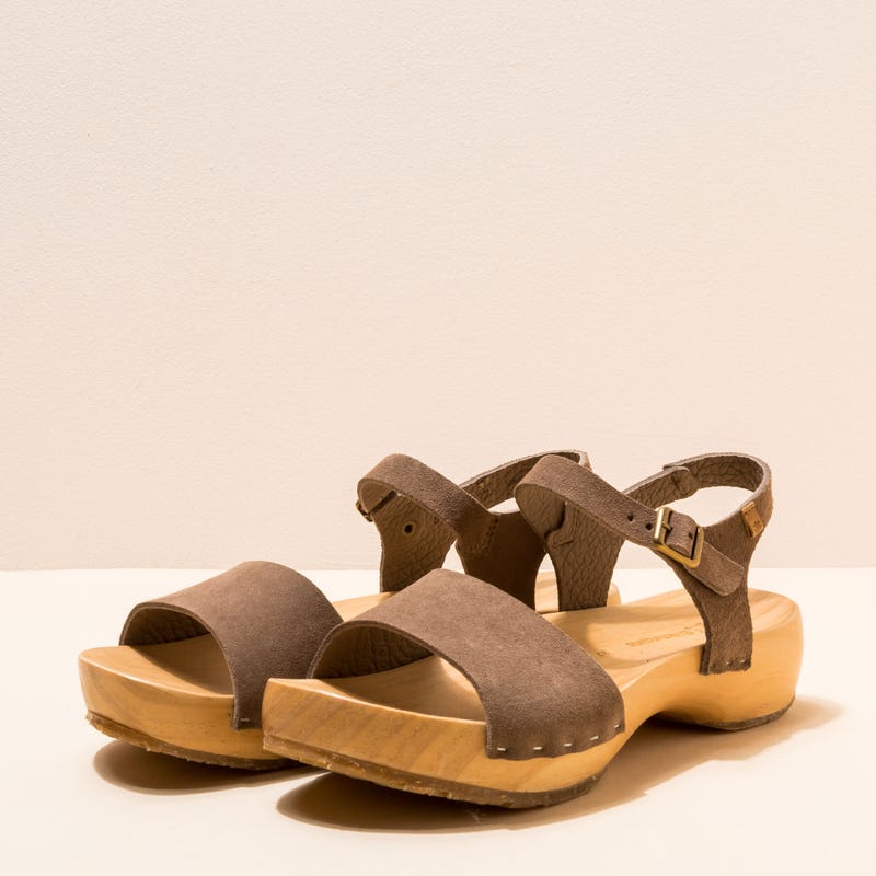 El naturalista N5831 SKIN BACK LAND / SHOKUNIN En oferta