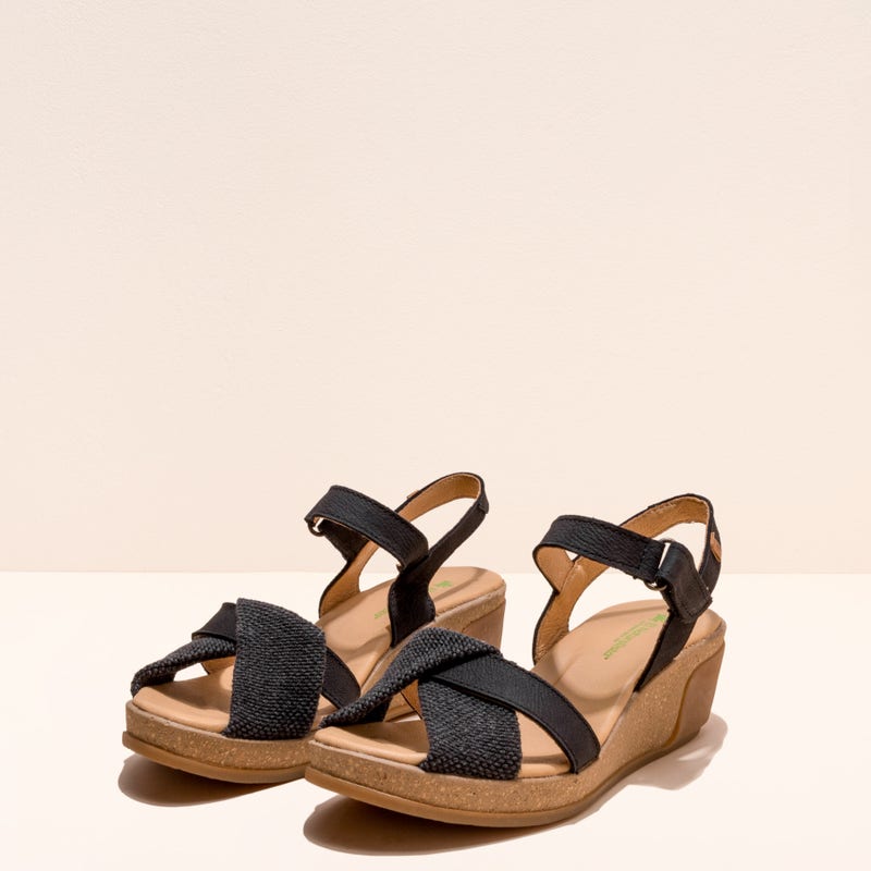 El naturalista 5038 LEAVES En oferta