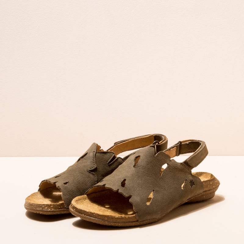 El naturalista N5068 PLEASANT KAKI / WAKATAUA Descuento por venta flash