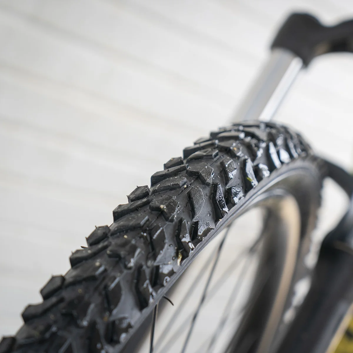 Eltin Cubierta MTB LTN Rock Hunter 20x1.95 Envío internacional gratuito