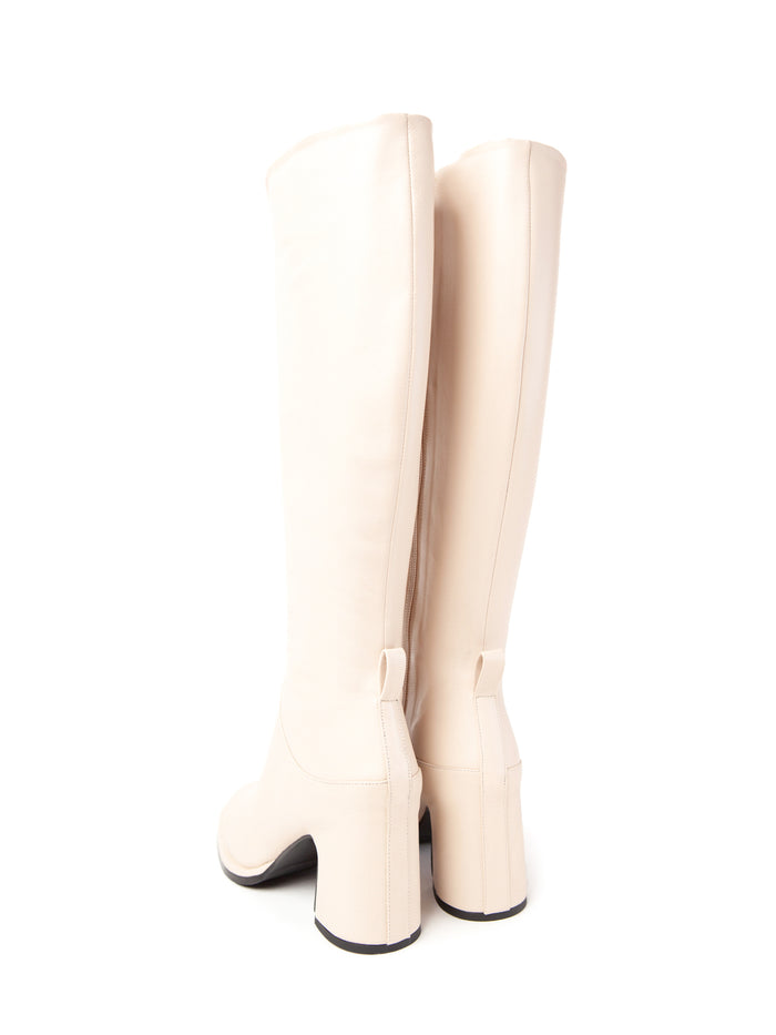 Equitare GRACIE - Crema Napasoft En oferta