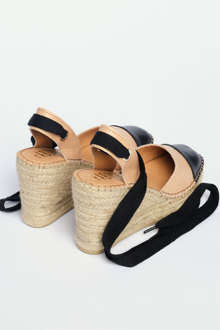 Fabiolas Alpargata Altearas Beige/Negro En oferta