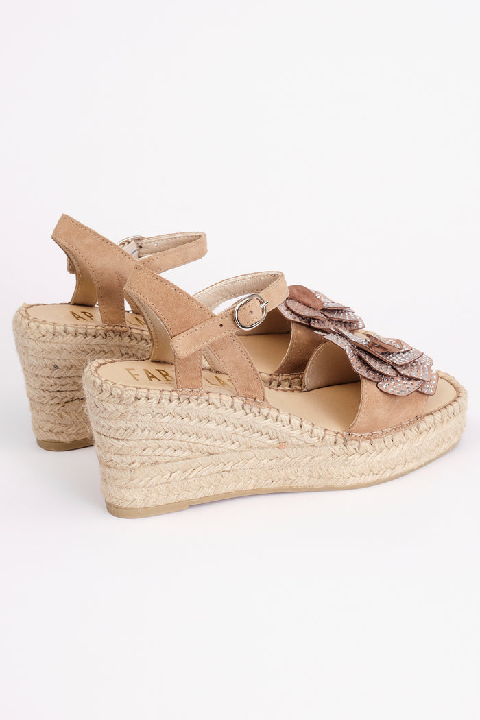 Fabiolas Sandalia Lotus Beige Grandes descuentos