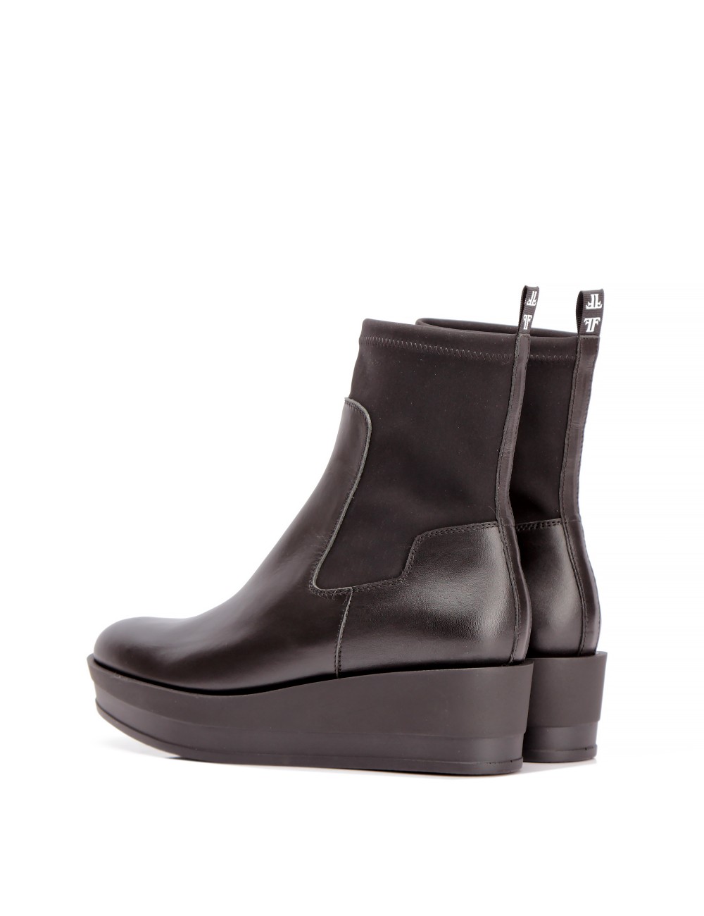 Farrutx OYKA calf | stretch negro Precio de fábrica