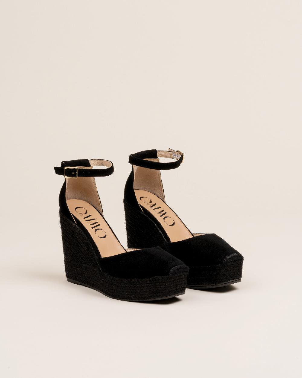 Gaimo espadrilles Sugus NegroAlpargatas de cuña monocolor en piel con hebilla Promoción trimestral