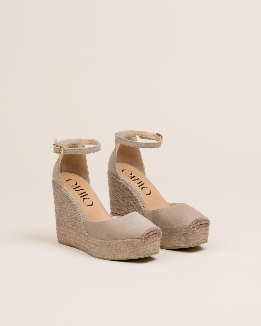 Gaimo espadrilles Sugus KangarooAlpargatas de cuña monocolor en piel con hebilla Superdescuento