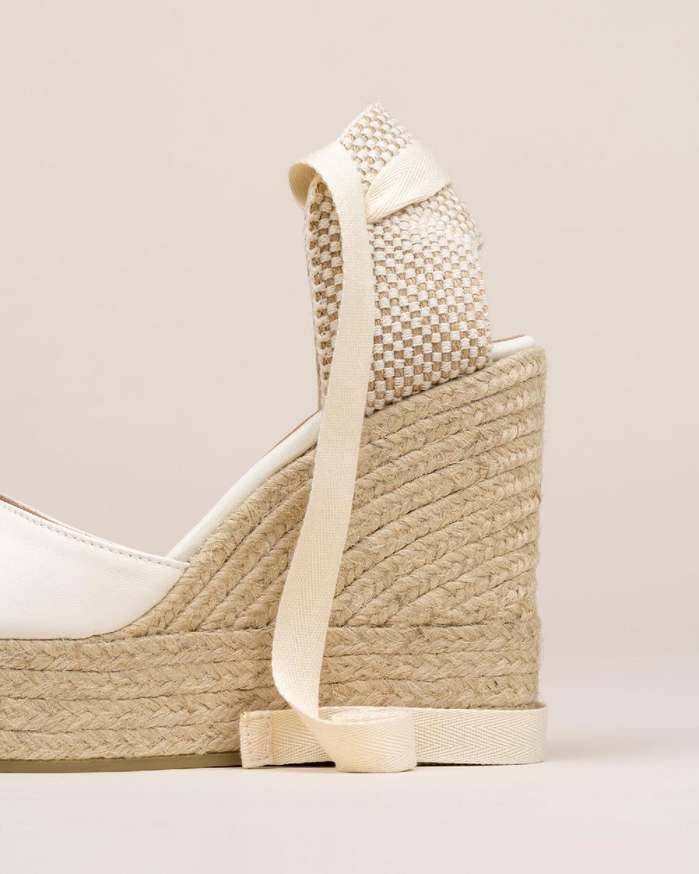 Gaimo espadrilles Tedie MarfilAlpargatas de cuña en piel con cintas Limitado a 3 días