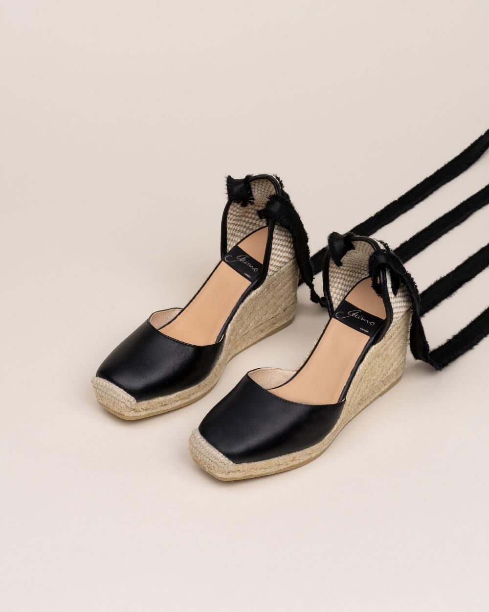 Gaimo espadrilles Gemi NegroAlpargata de cuña en piel super soft y cintas deshilachadas Ahorra y exporta