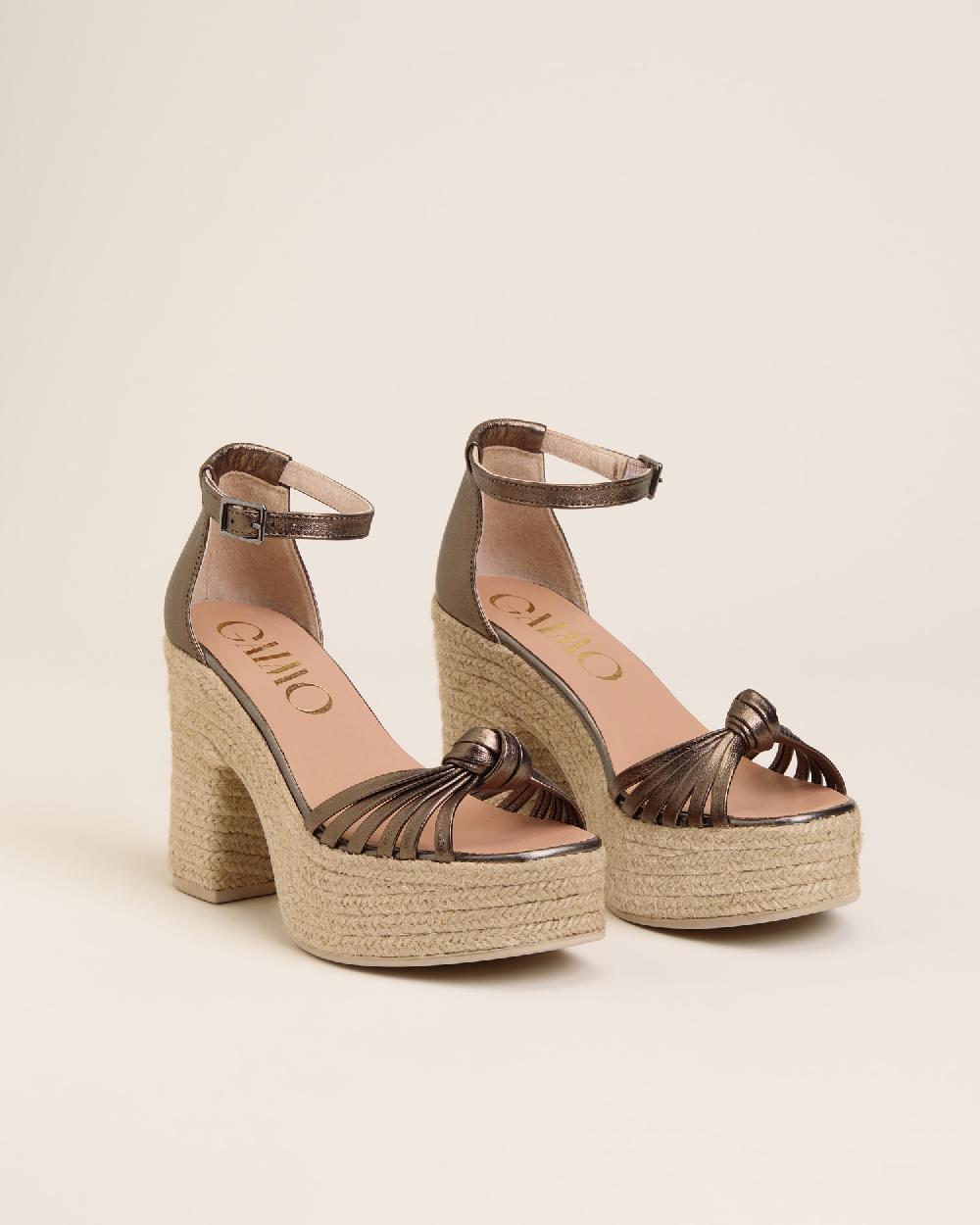 Gaimo espadrilles Melissa Plata ViejaSandalias con tacón de yute en piel con detalle de nudo multitiras Ofertas de temporada