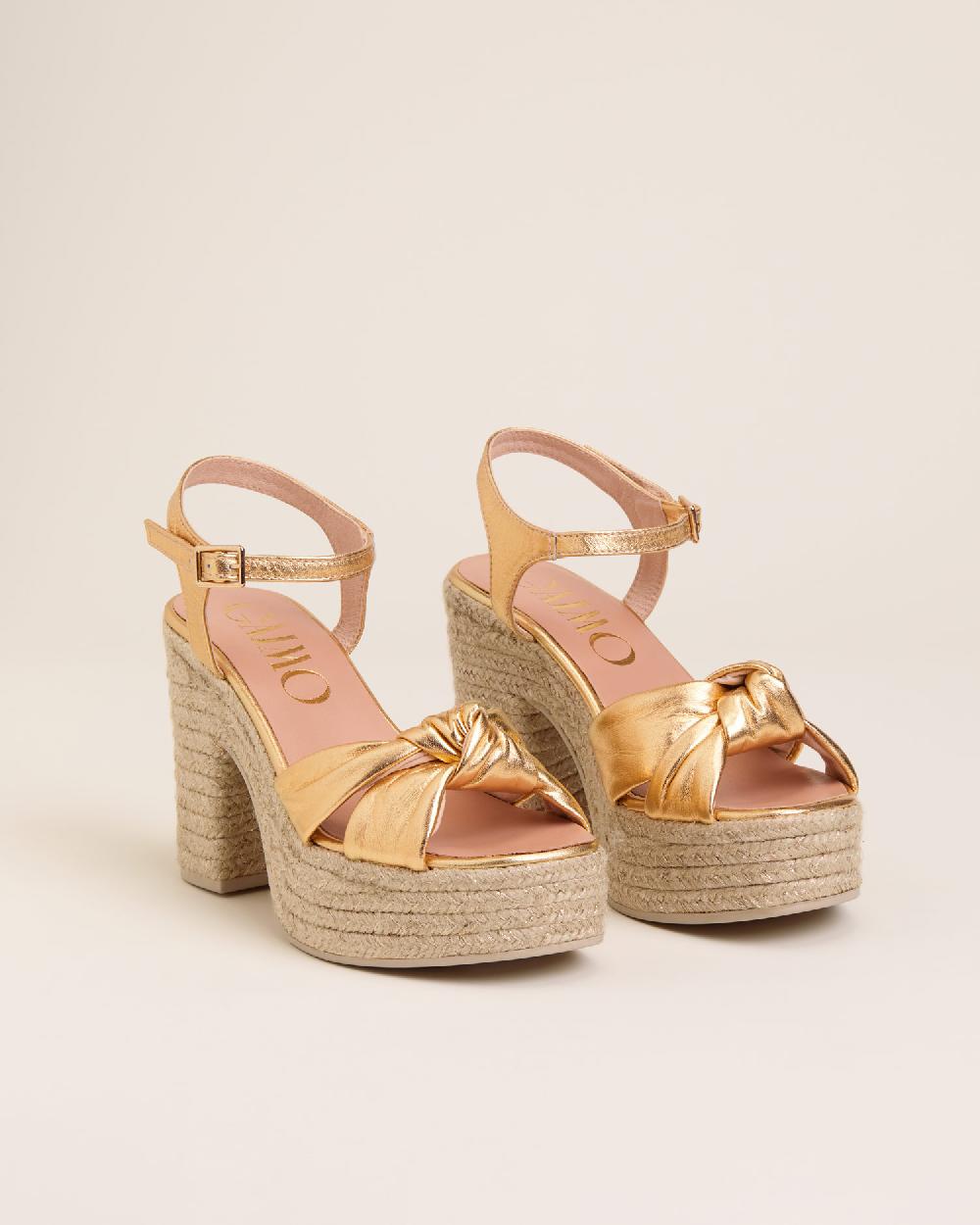 Gaimo espadrilles Coque OroSandalias con tacón de yute en piel con tubular Rebajas de fin de temporada