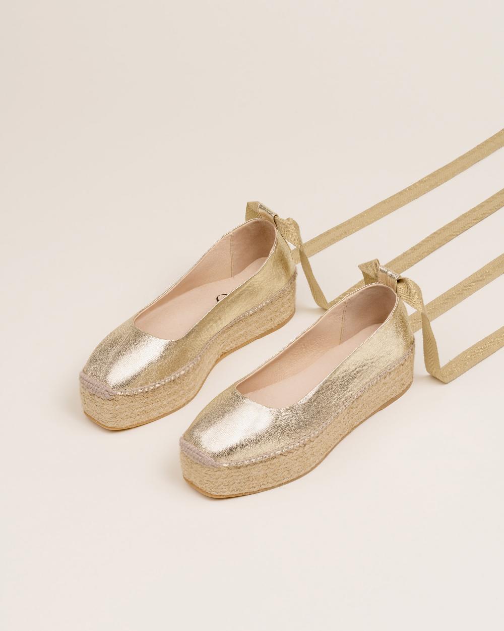 Gaimo espadrilles Mitsy CarraraBailarinas con plataforma de yute en piel grabada con cintas Envío gratis