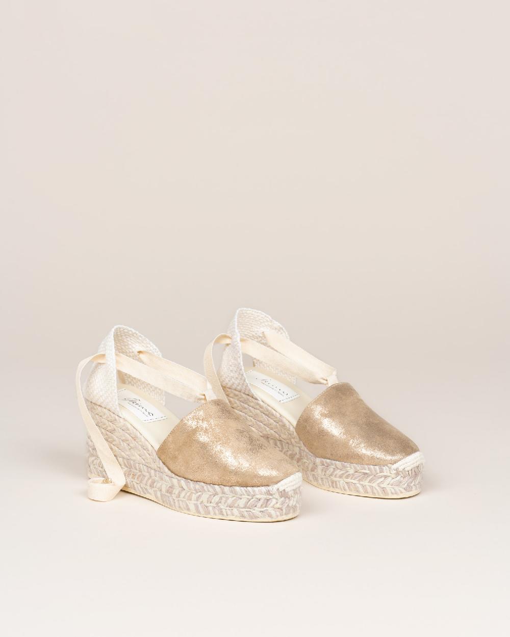 Gaimo espadrilles Valenciana EcruAlpargata de novia con cuña en piel metalizada con cintas Promoción por tiempo limitado