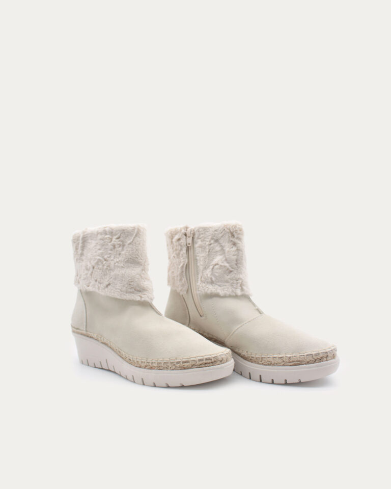 juncal aguirre Botas Devi Hielo Solo queda un día