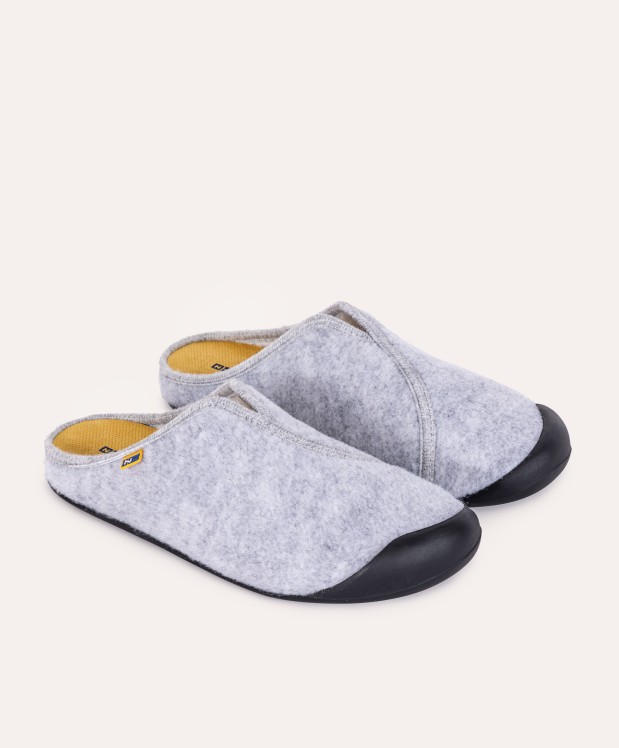 nordikas ZAPATILLAS DE CASA HOMBRE ARTIK CRUDO Ahorra y exporta