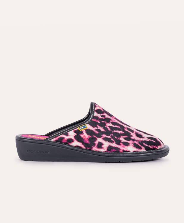 nordikas ZAPATILLAS DE CASA MUJER LINCE FRESA Ofertas especiales