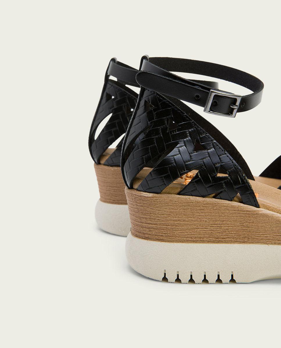 porronet SANDALIA CUÑA PIEL NEGRA EDNA Rebajas top