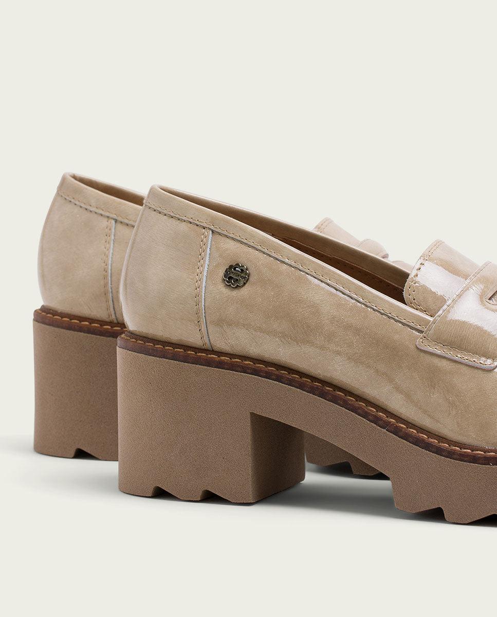 porronet MOCASINES DE PIEL CHAROL CON TACÓN TAUPE MADDY Últimos 2 días
