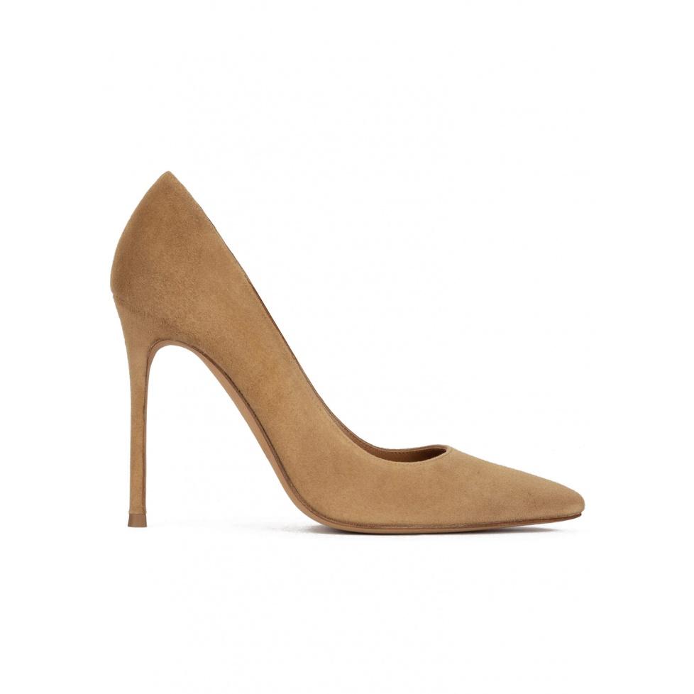 pura lópez Zapatos de tacón alto y punta fina en ante camel