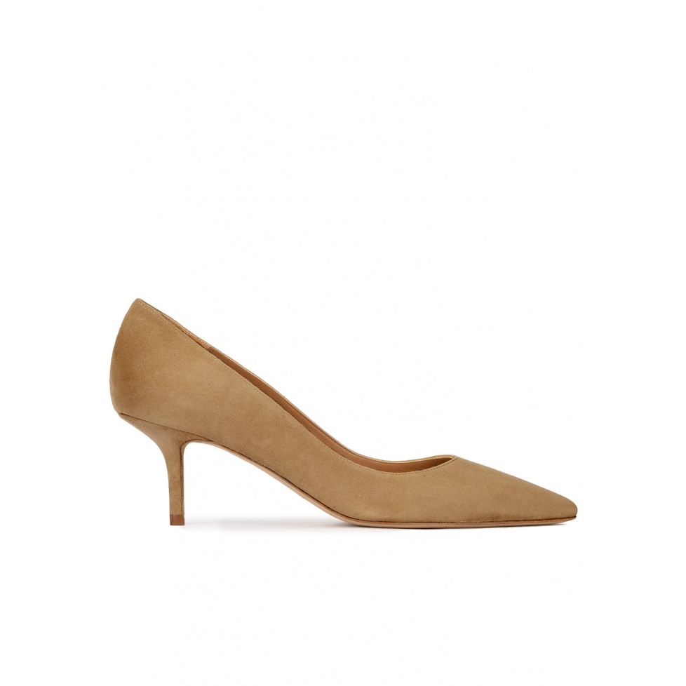 pura lópez Zapatos de tacón medio y punta fina en ante camel