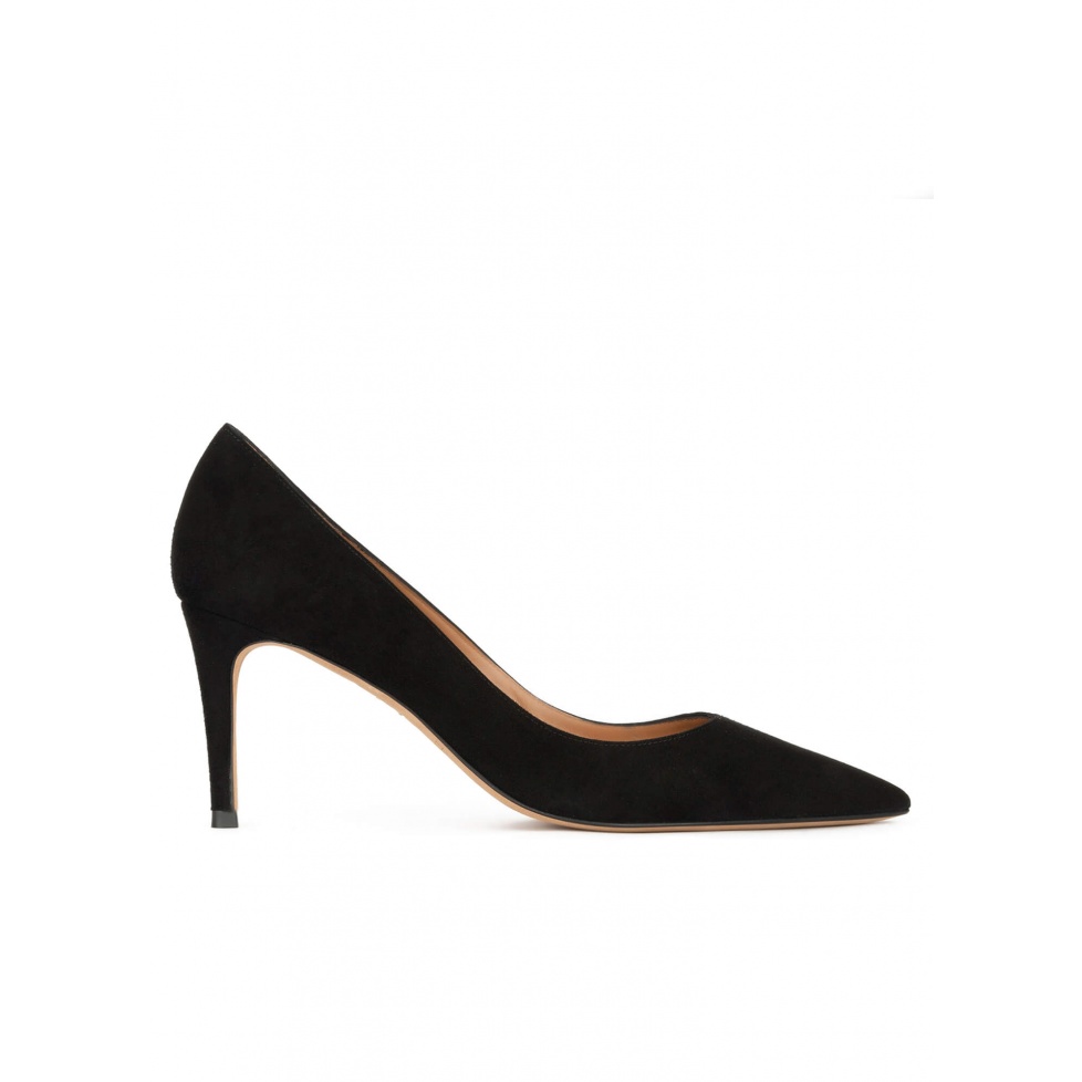 pura lópez Zapatos negros de ante con tacón medio y punta fina