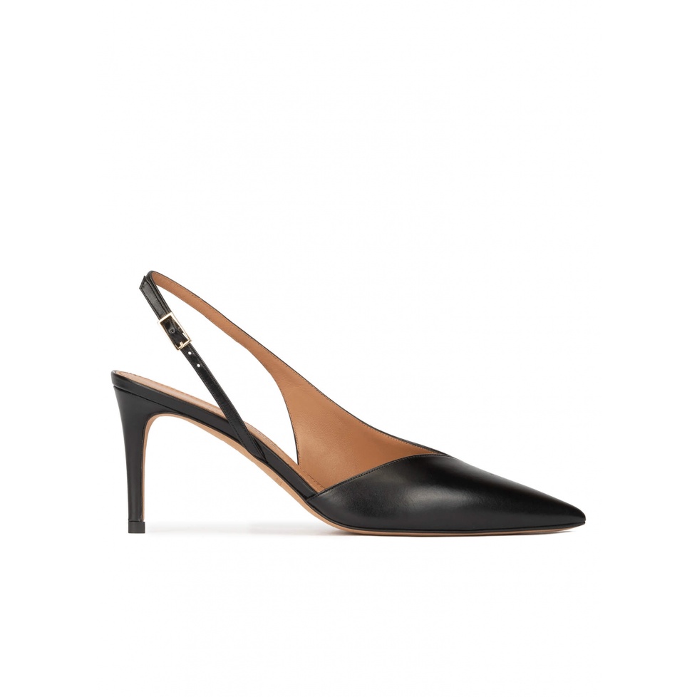 pura lópez Zapatos destalonados de tacón medio y punta fina en piel color negro
