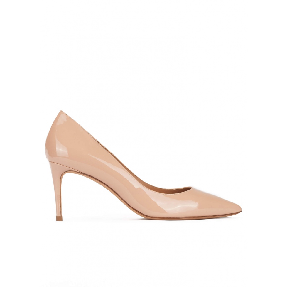 pura lópez Zapatos de tacón medio con punta fina en charol nude