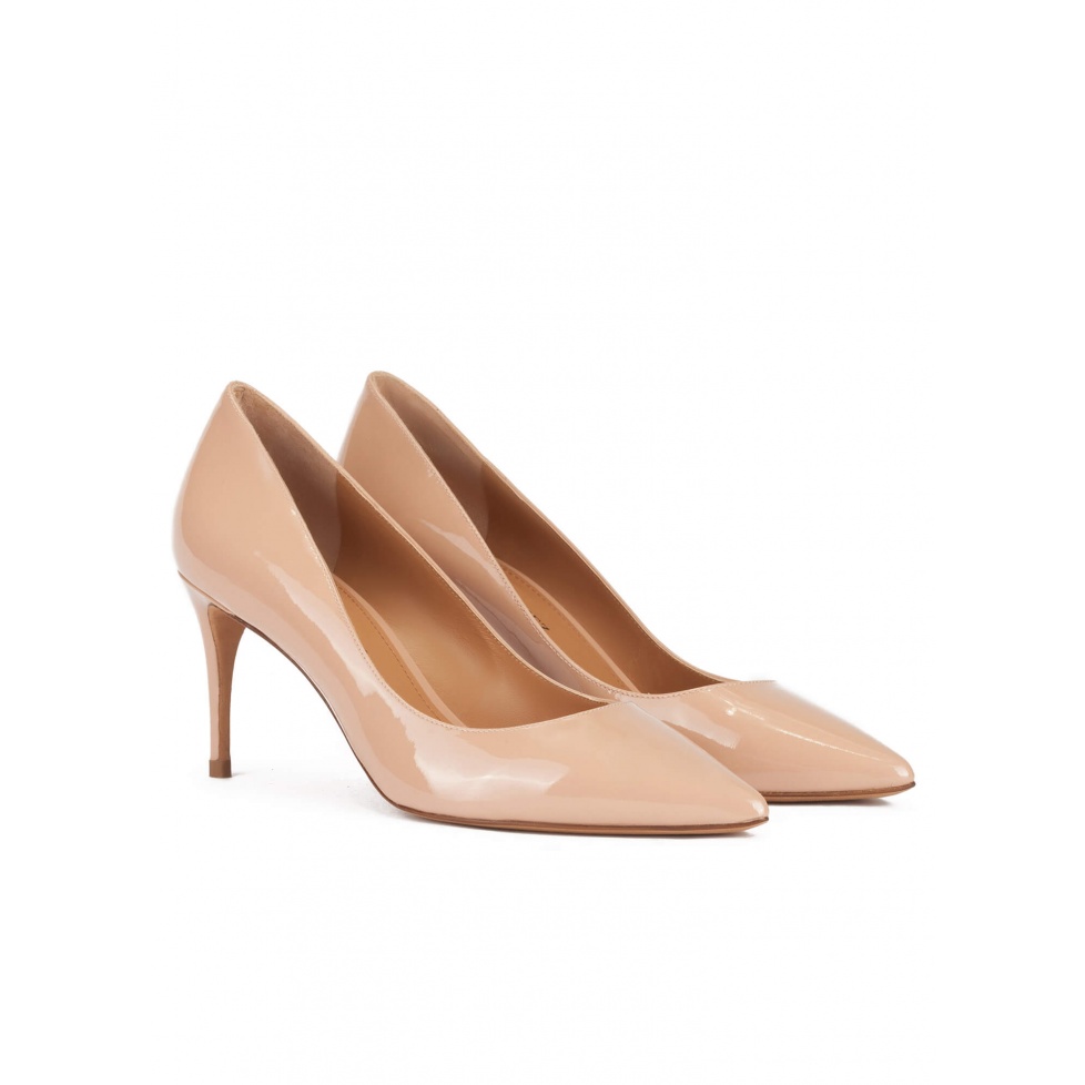 pura lópez Zapatos de tacón medio con punta fina en charol nude Rebajas