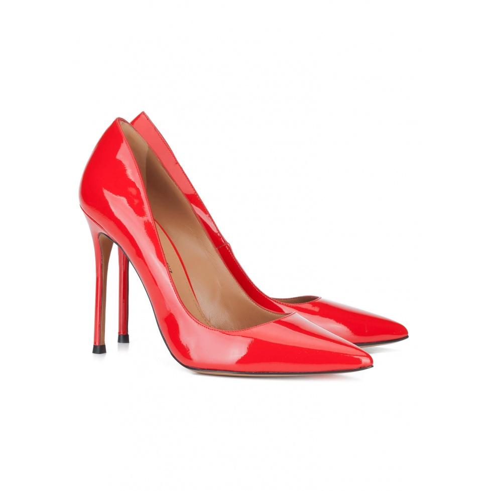 pura lópez Zapatos de salón con tacón alto en charol rojo Liquidación