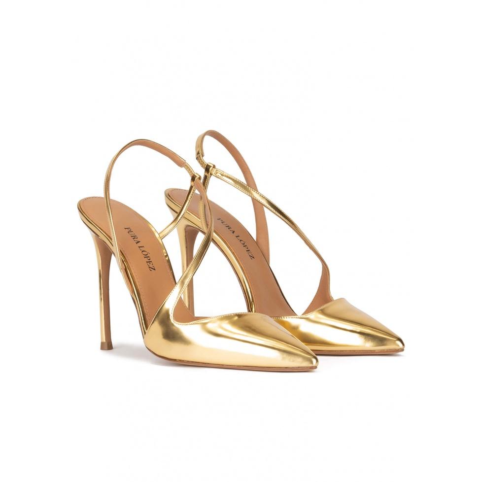pura lópez Slingbacks metalizados de tacón alto en piel dorada Ofertas de temporada