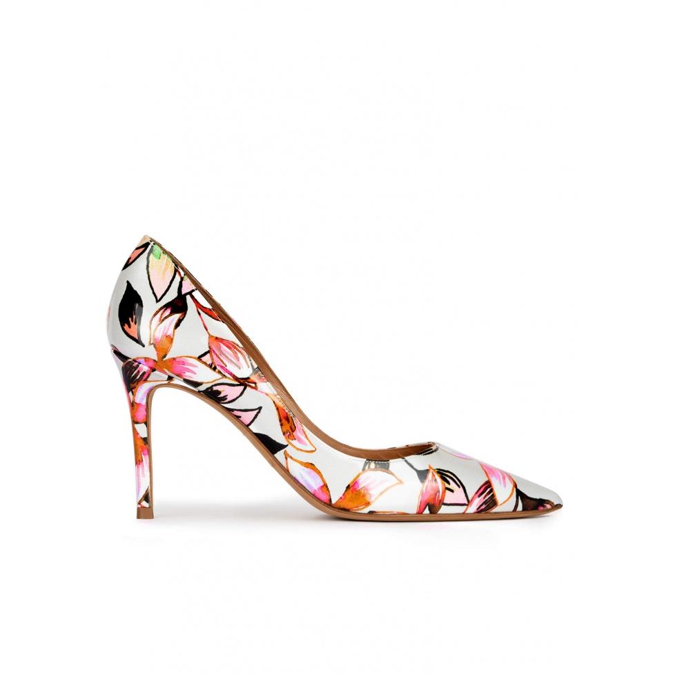 pura lópez Zapatos de punta fina y tacón stiletto en tejido con estampado floral