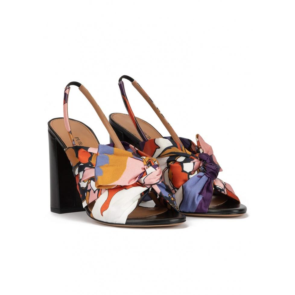 pura lópez Sandalias de tacón alto ancho en tejido con print floral Precio ultrabajo