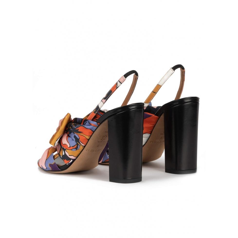 pura lópez Sandalias de tacón alto ancho en tejido con print floral Precio ultrabajo