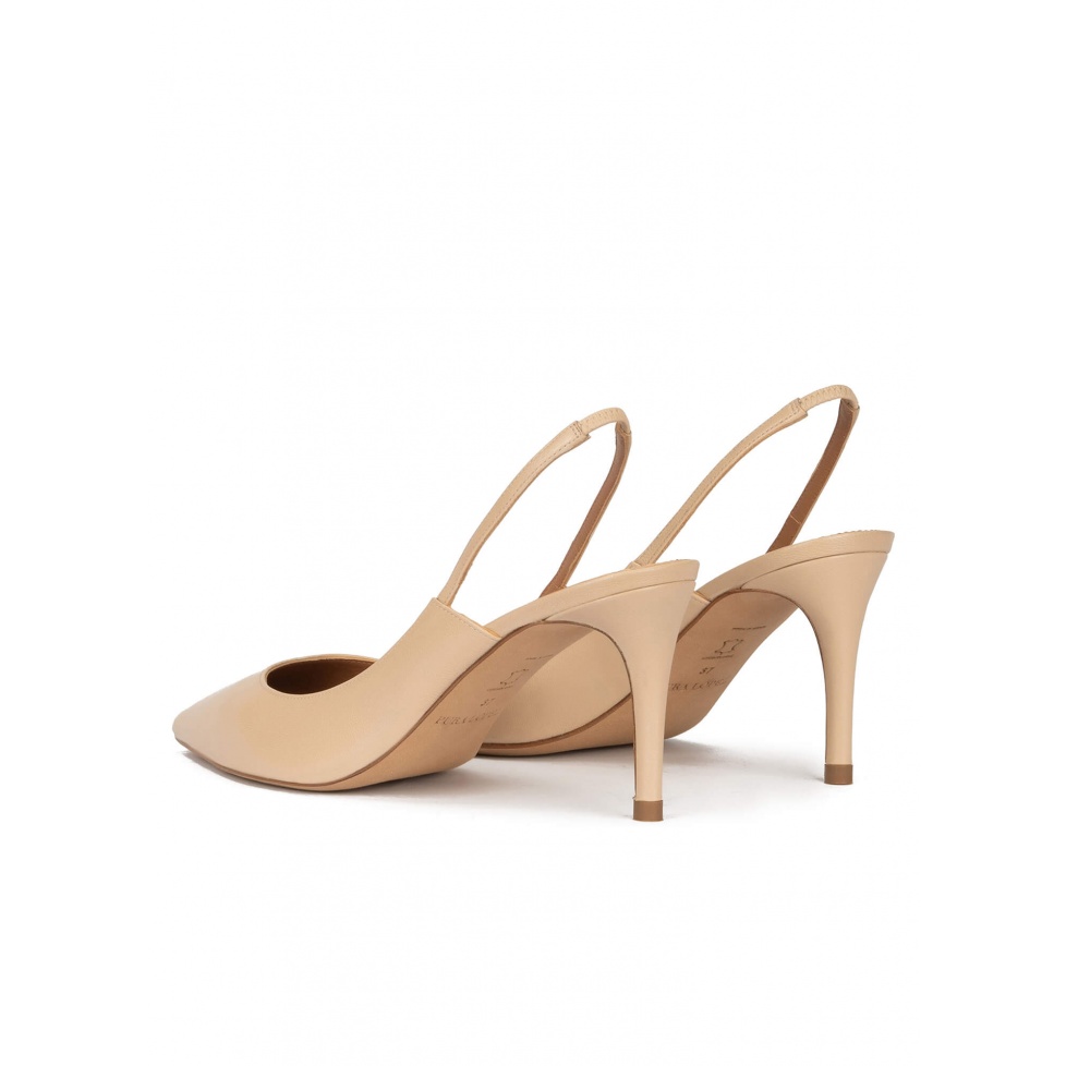 pura lópez Zapatos destalonados de tacón medio en piel beige Descuento